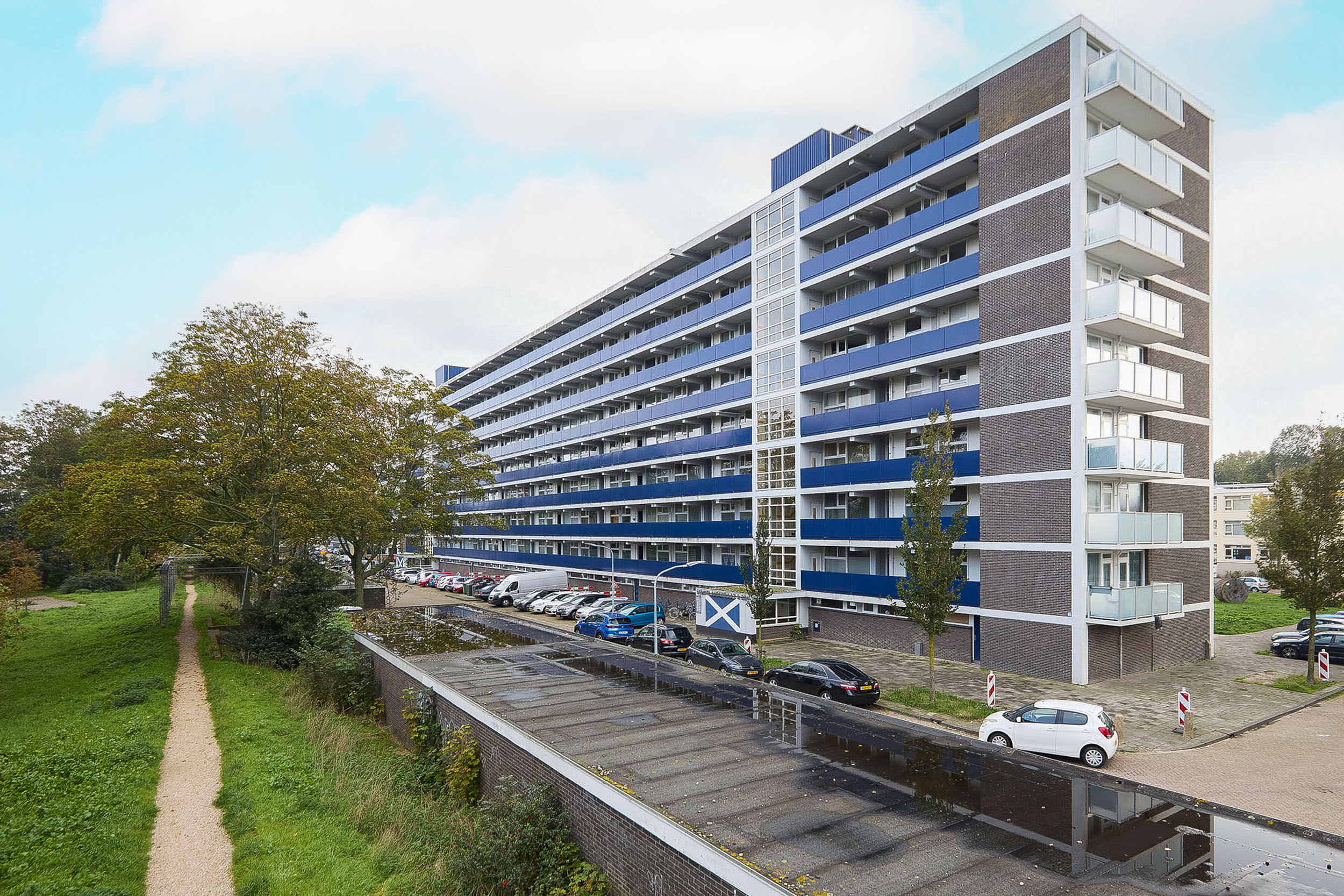 3-kambarys butas su 64 m²
